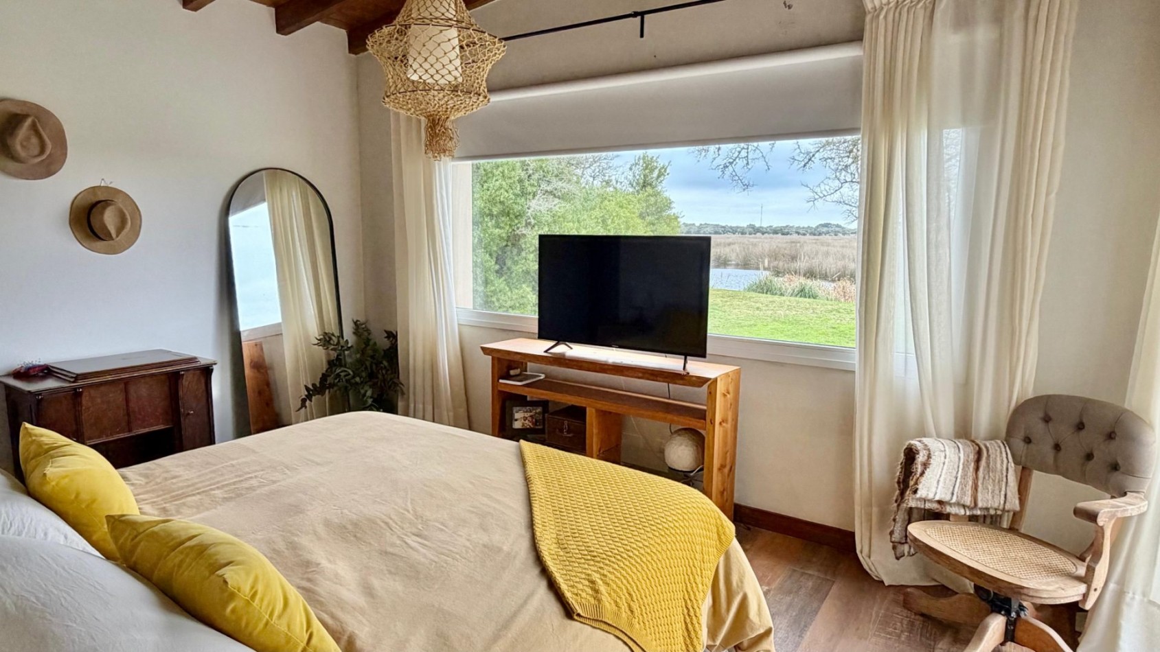 CASA EN ALQUILER ANUAL 