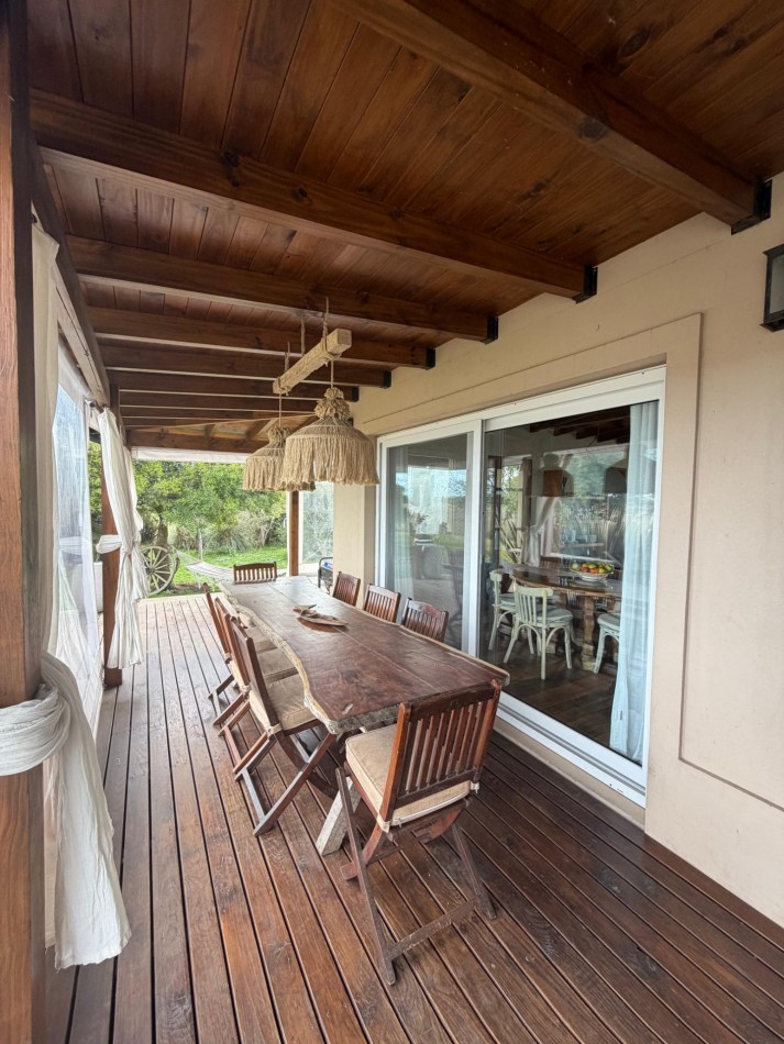 CASA EN ALQUILER ANUAL 