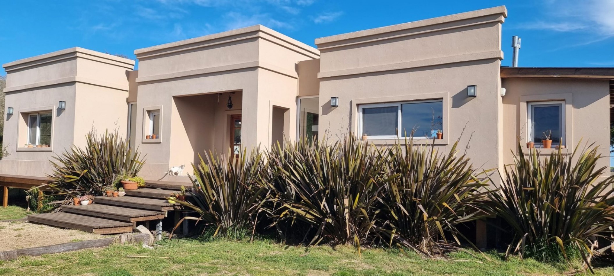 CASA EN ALQUILER ANUAL 