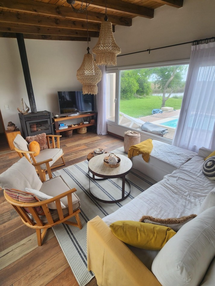 CASA EN ALQUILER ANUAL 