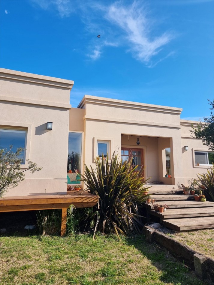 CASA EN ALQUILER ANUAL 