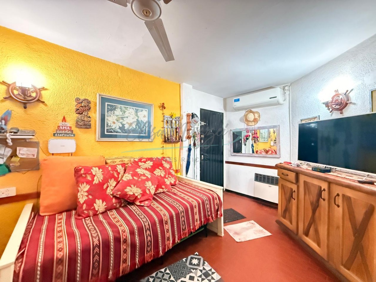 DUPLEX TRES AMBIENTES EN VENTA - PINAMAR