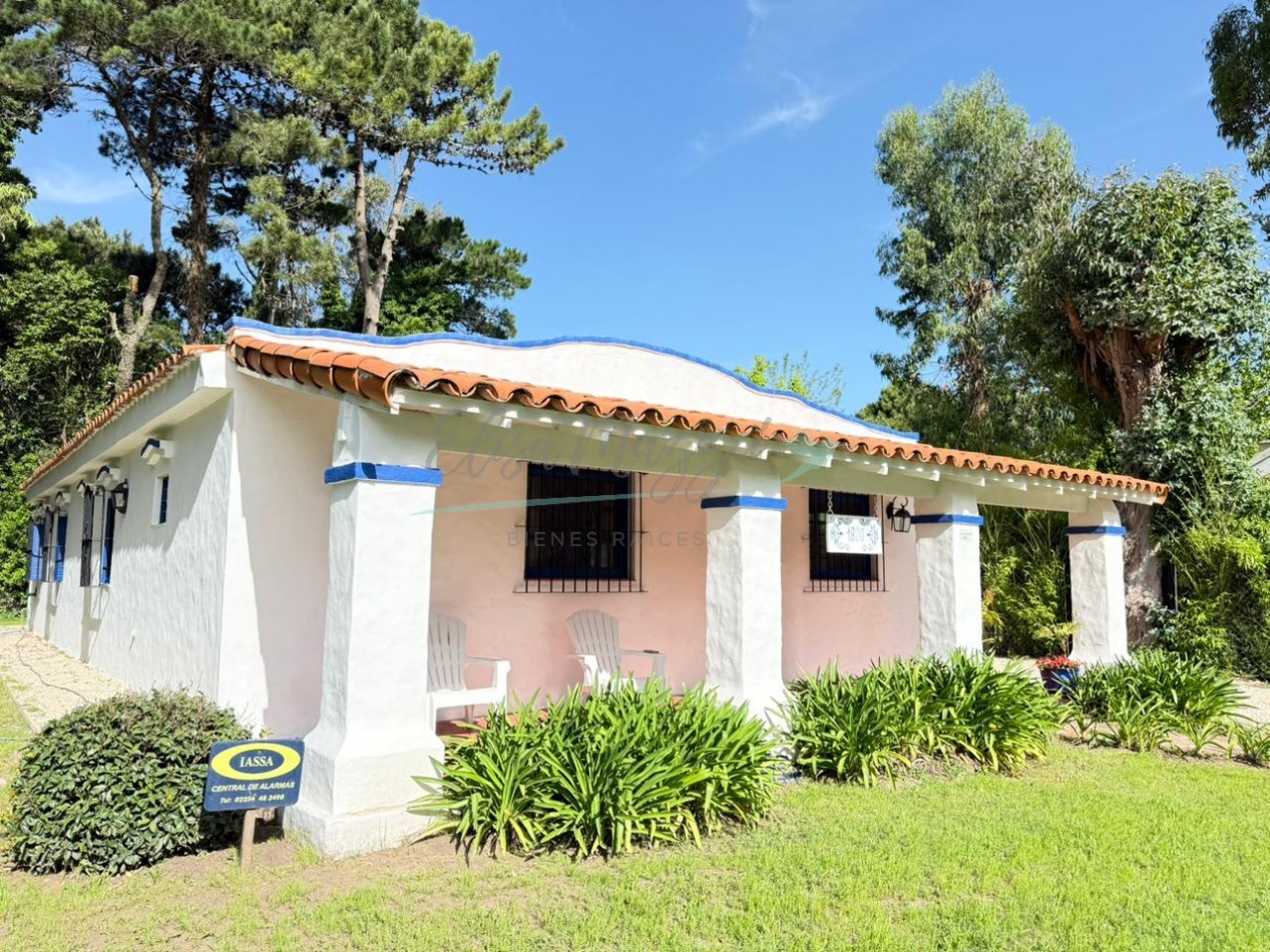 CASA EN VENTA - PINAMAR