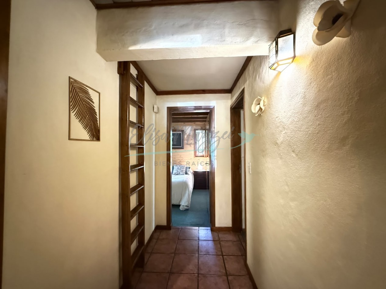 CASA EN VENTA - MAR DE LAS PAMPAS