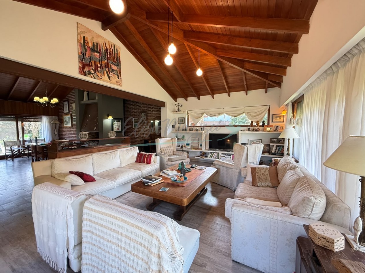 CASA EN ALQUILER - VERANO 2027 - PINAMAR 