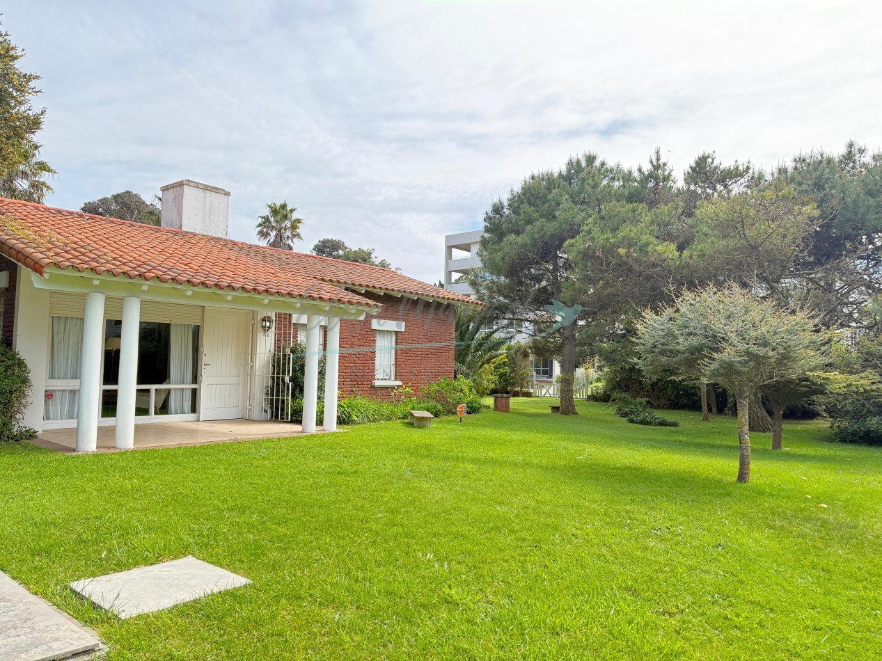 CASA EN ALQUILER A METROS DEL MAR - VERANO 2026 - PINAMAR 