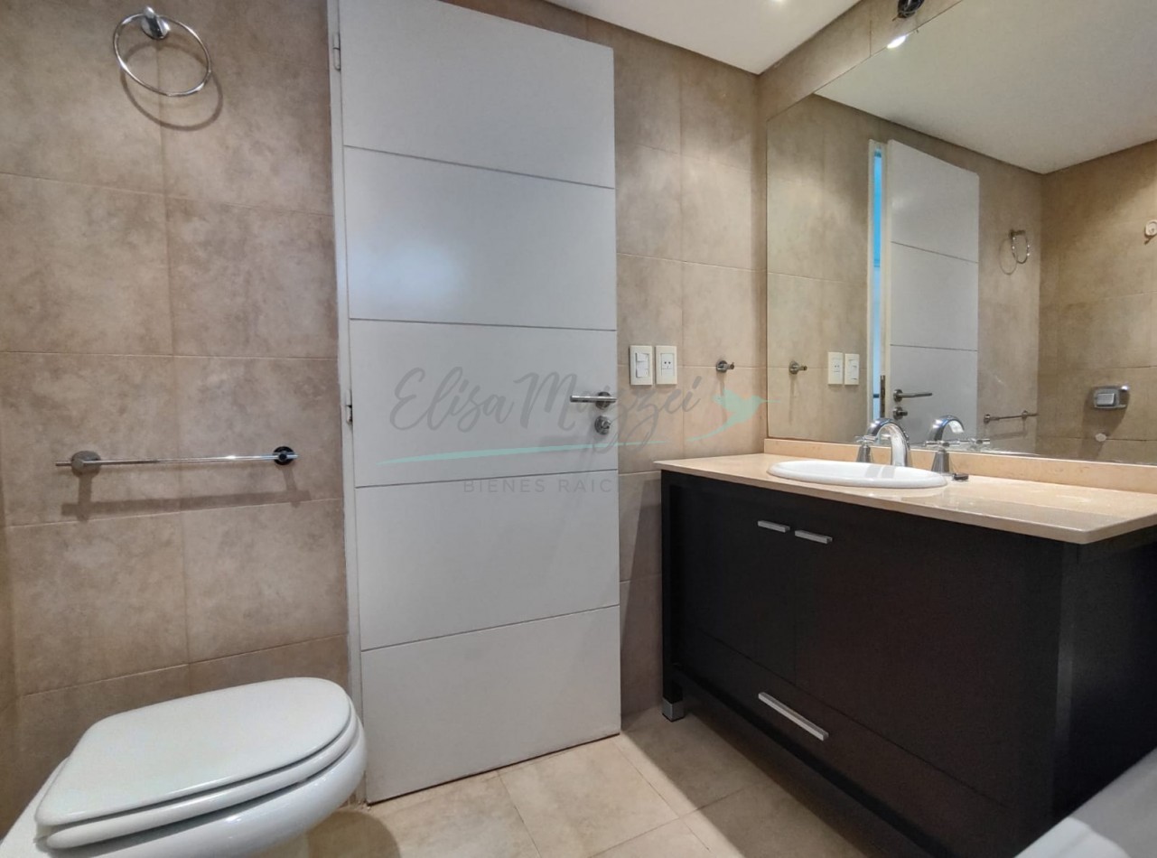 DEPARTAMENTO EN VENTA FRENTE AL MAR - PINAMAR