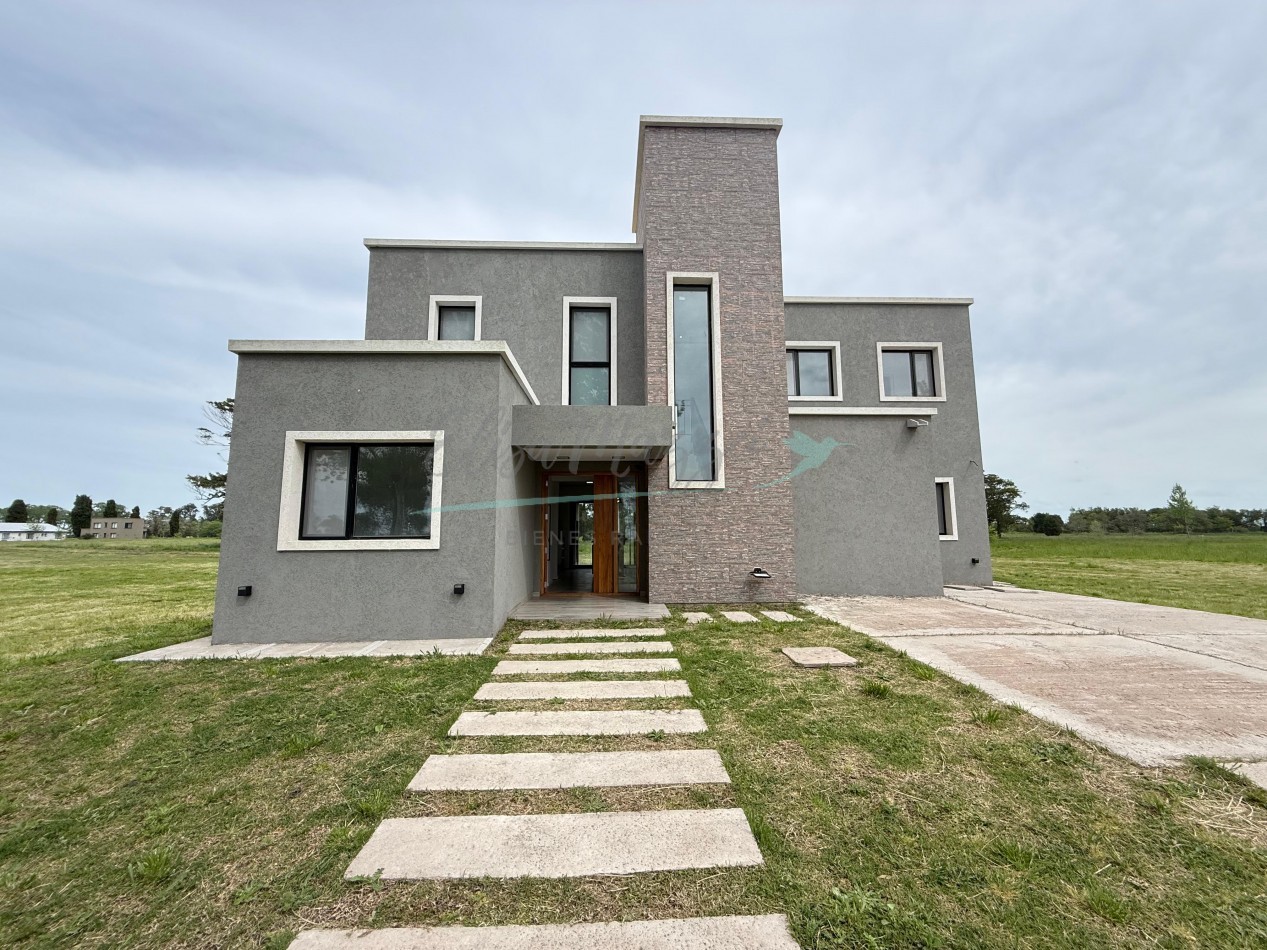 CASA EN VENTA - BARRIO LA VICTORIA - MADARIAGA