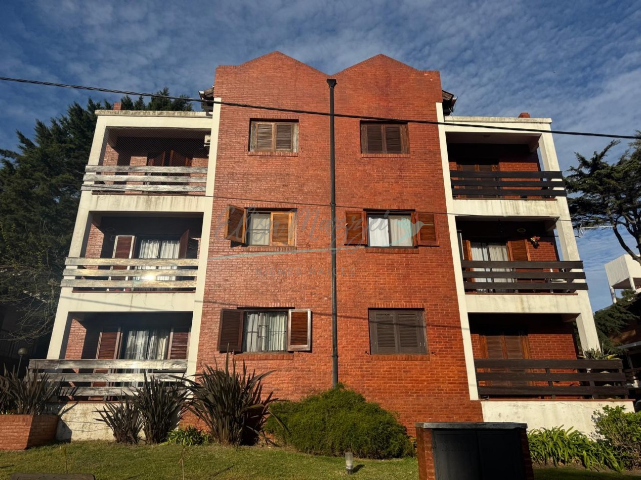 DEPARTAMENTO EN ALQUILER ANUAL - PINAMAR 