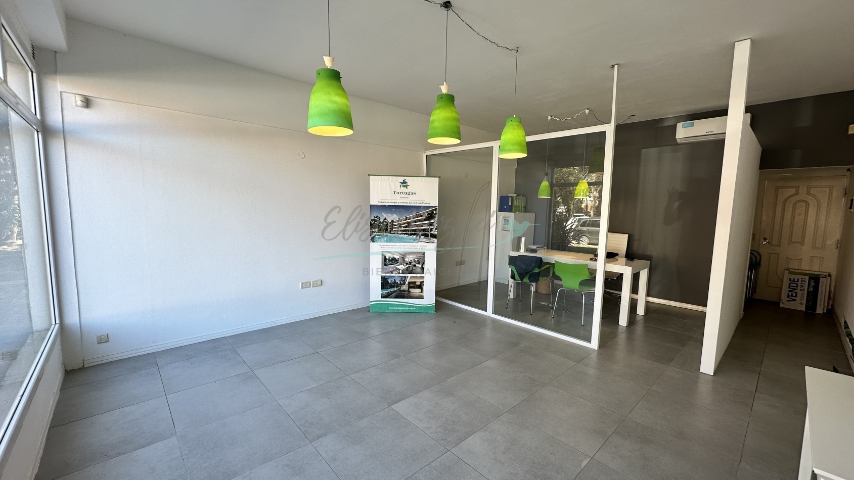 OFICINA EN ALQUILER - PINAMAR CENTRO