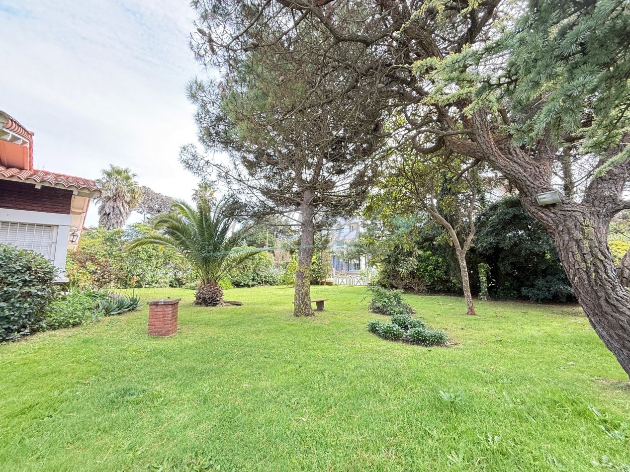 CASA EN ALQUILER A METROS DEL MAR - VERANO 2026 - PINAMAR 