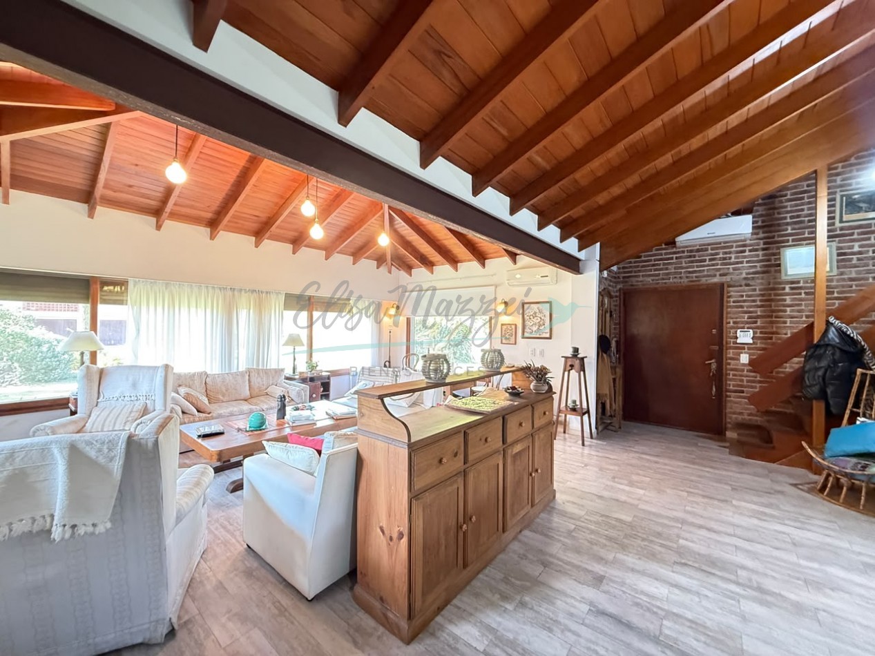 CASA EN ALQUILER - VERANO 2027 - PINAMAR 