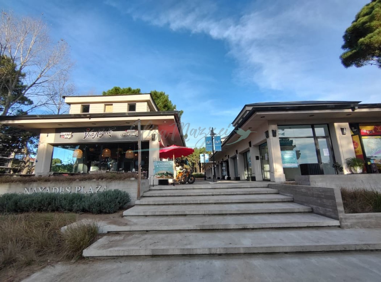 LOCAL EN ALQUILER - PINAMAR