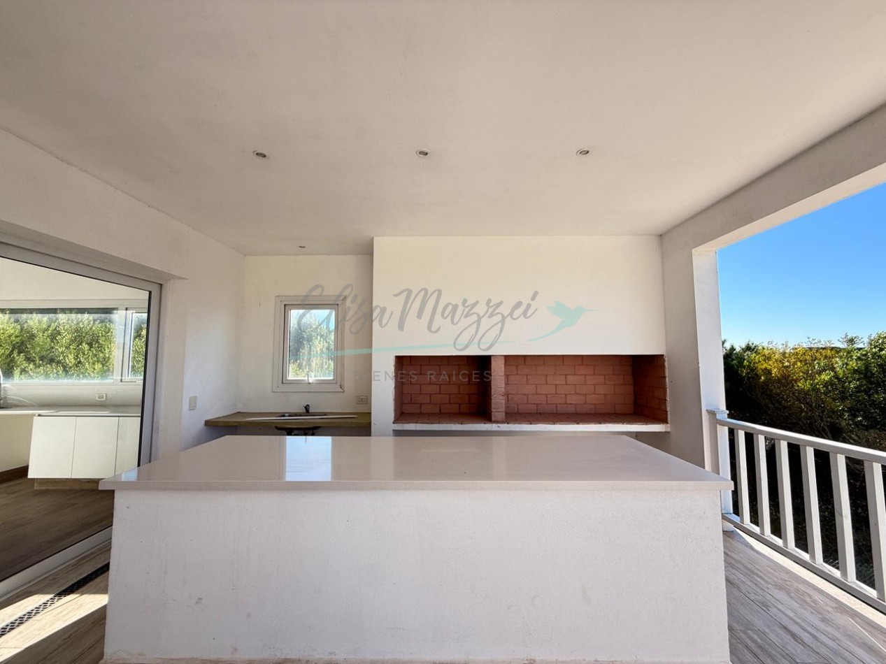 OPORTUNIDAD - CASA EN VENTA - COSTA ESMERALDA