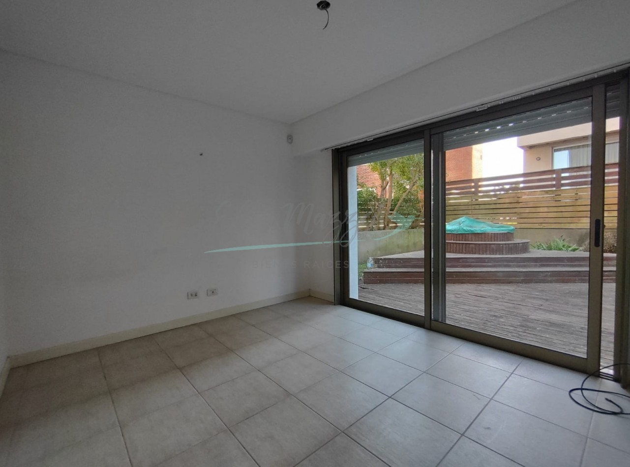 DEPARTAMENTO EN VENTA FRENTE AL MAR - PINAMAR