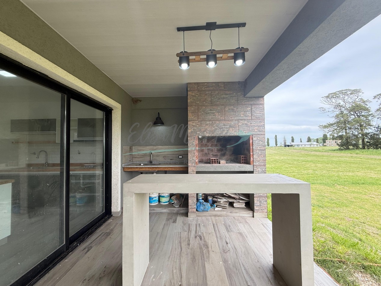 CASA EN VENTA - BARRIO LA VICTORIA - MADARIAGA