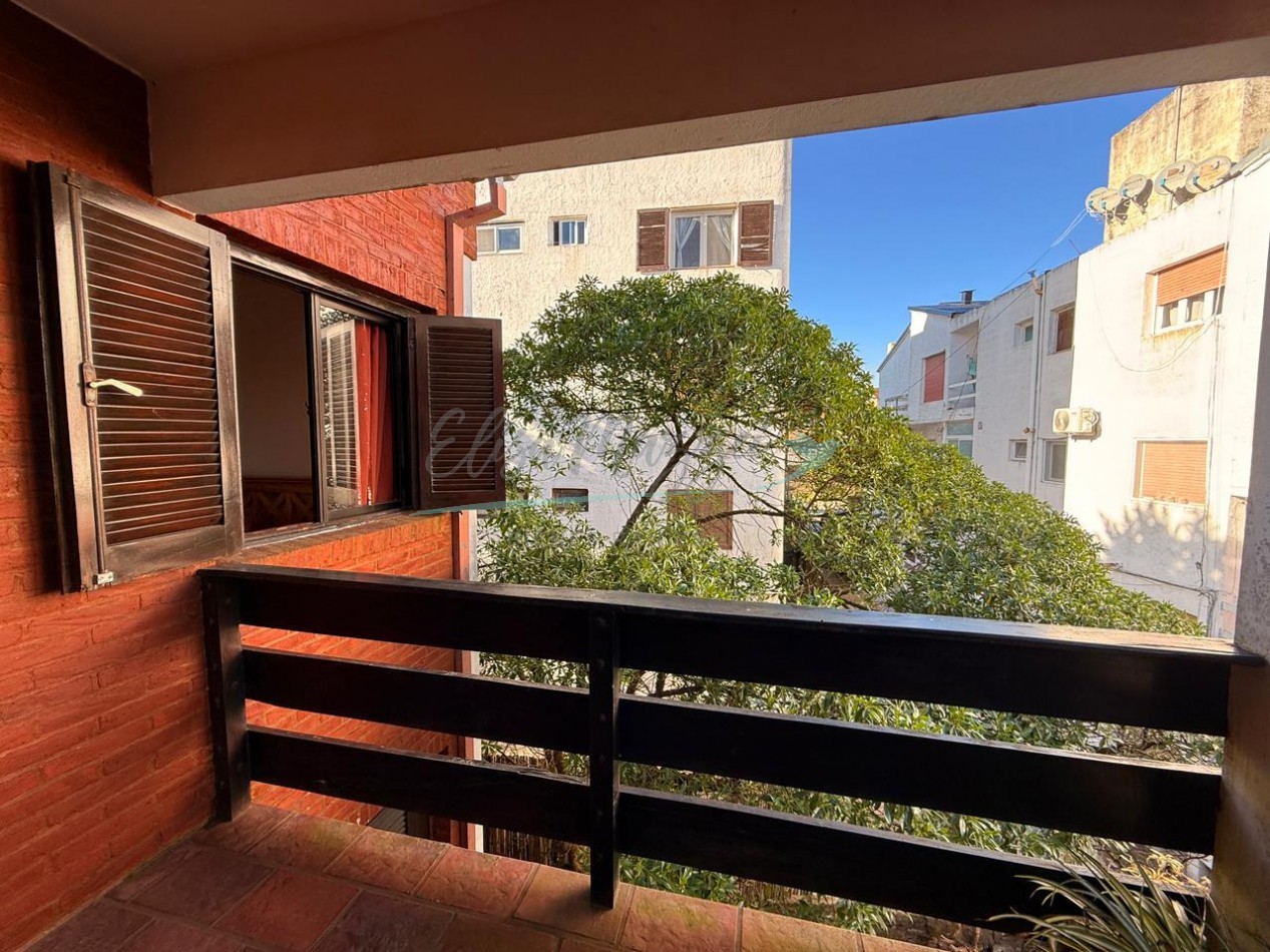 DEPARTAMENTO DOS AMBIENTES EN ALQUILER ANUAL - PINAMAR 
