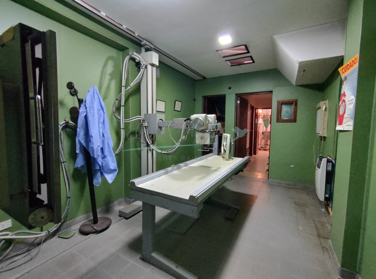 CLINICA EN VENTA CON DEPARTAMENTOS - PINAMAR CENTRO