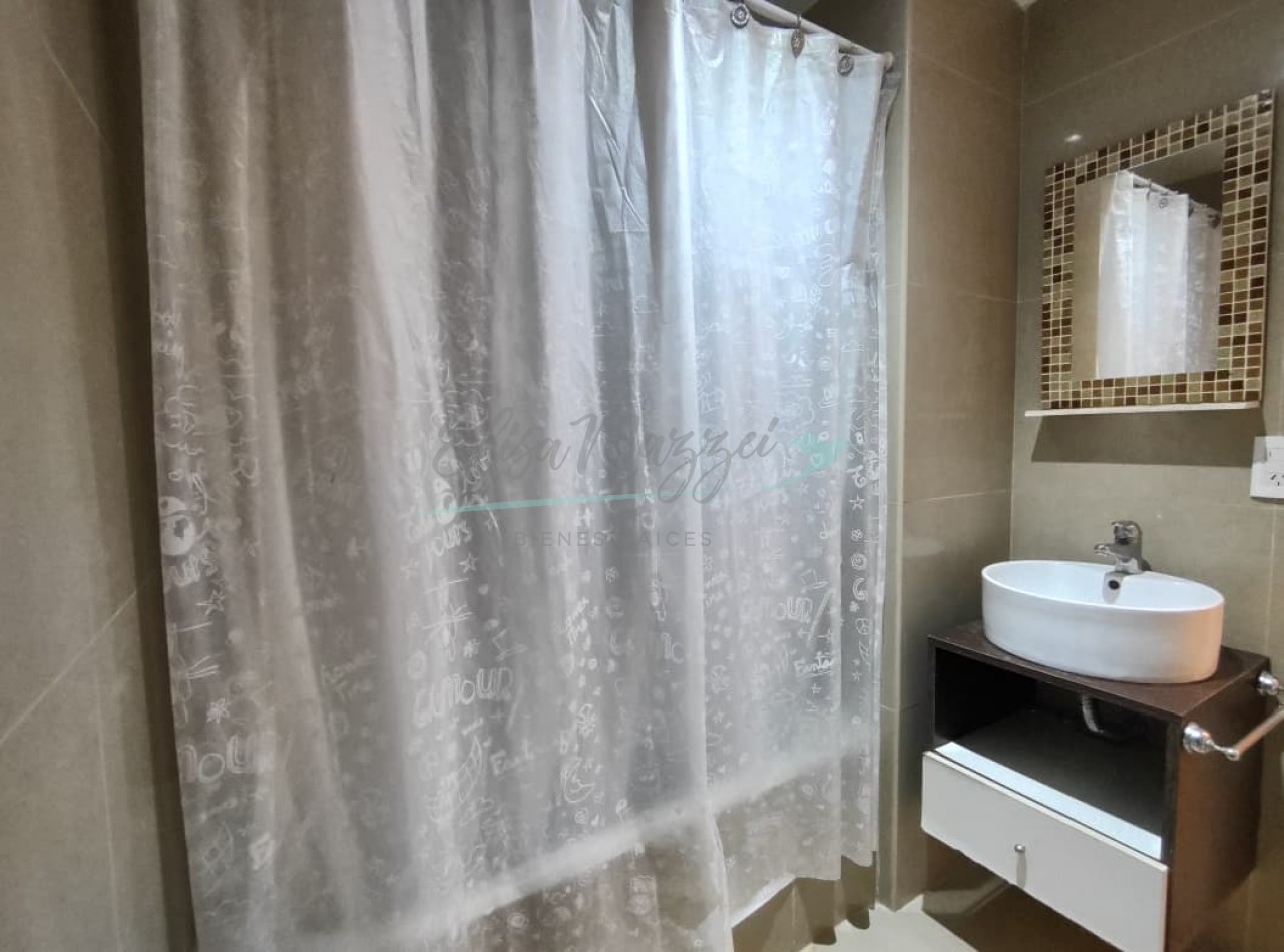 DEPARTAMENTO TRES AMBIENTES A METROS DEL MAR - EN VENTA - PINAMAR