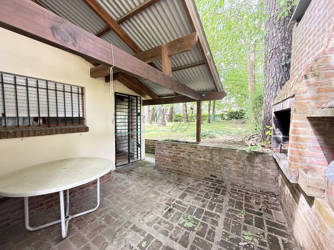 CASA EN VENTA - VALERIA DEL MAR - PINAMAR 