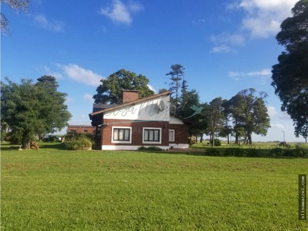 CASA EN VENTA - PINAMAR