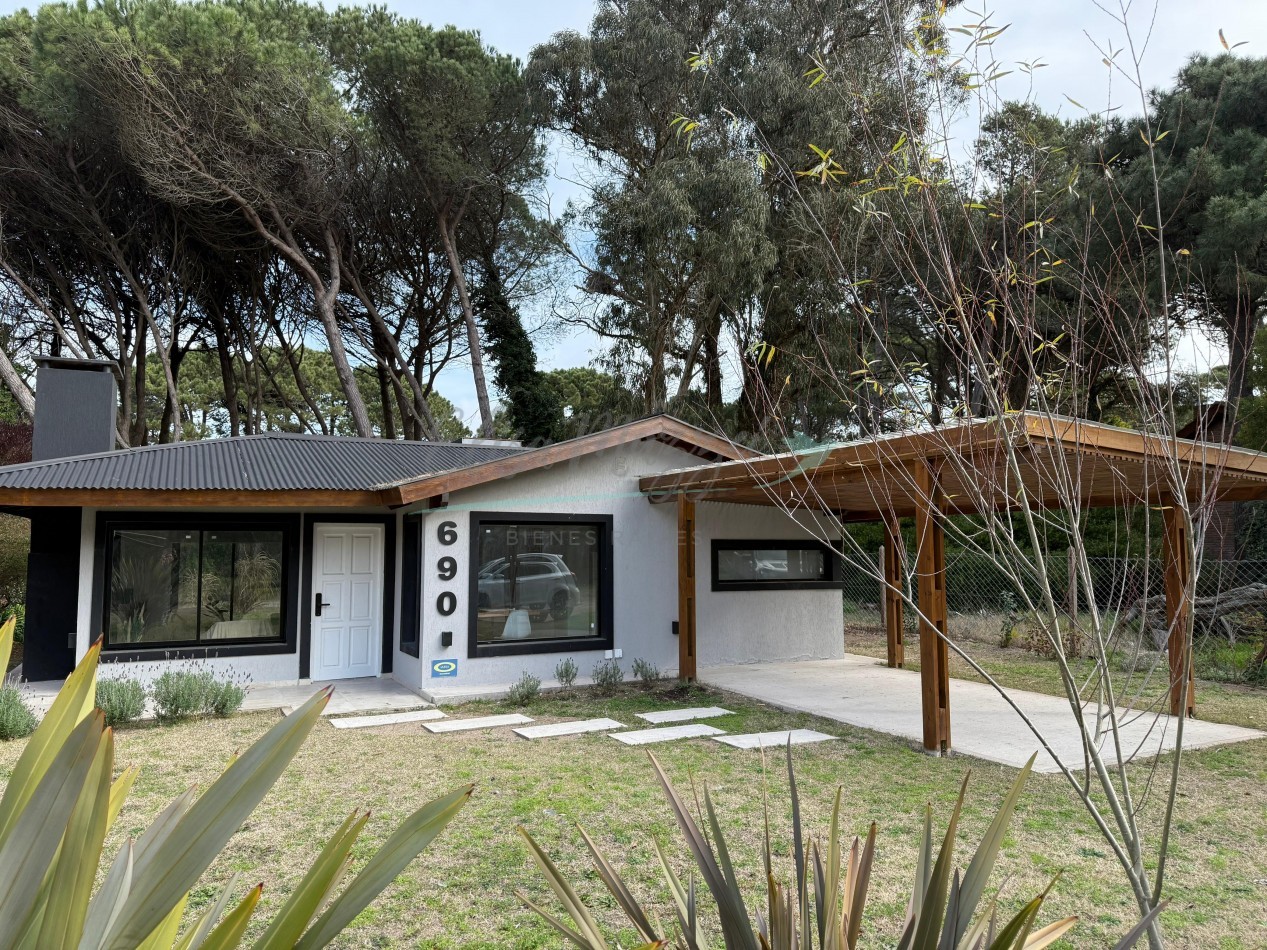 CASA A ESTRENAR EN VENTA - PINAMAR