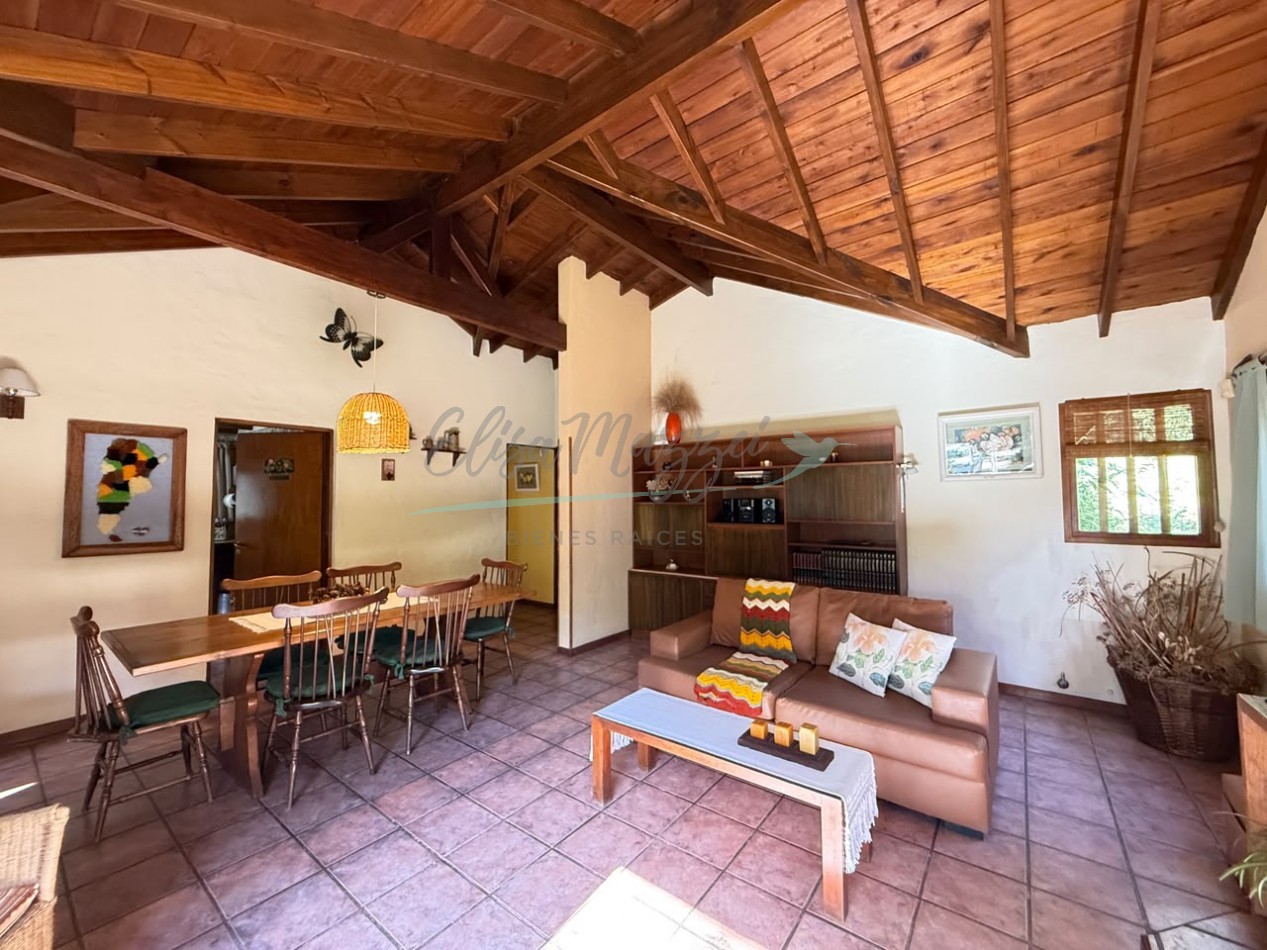 CASA EN VENTA - MAR DE LAS PAMPAS