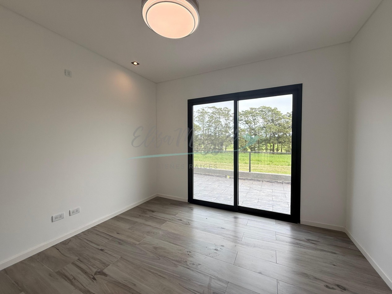 CASA EN VENTA - BARRIO LA VICTORIA - MADARIAGA