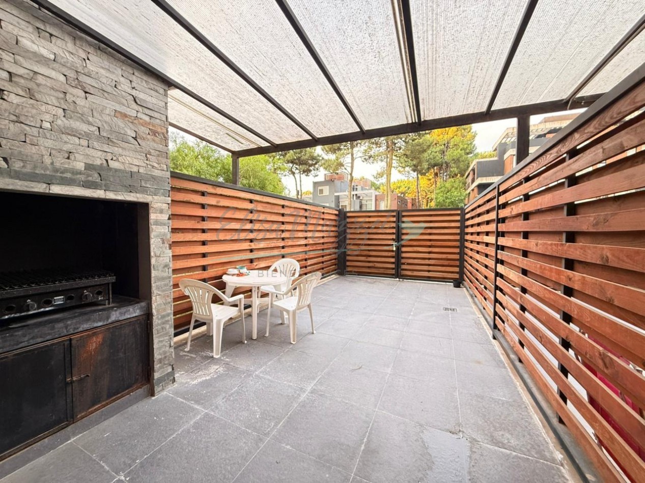 DEPARTAMENTO EN ALQUILER - PINAMAR 