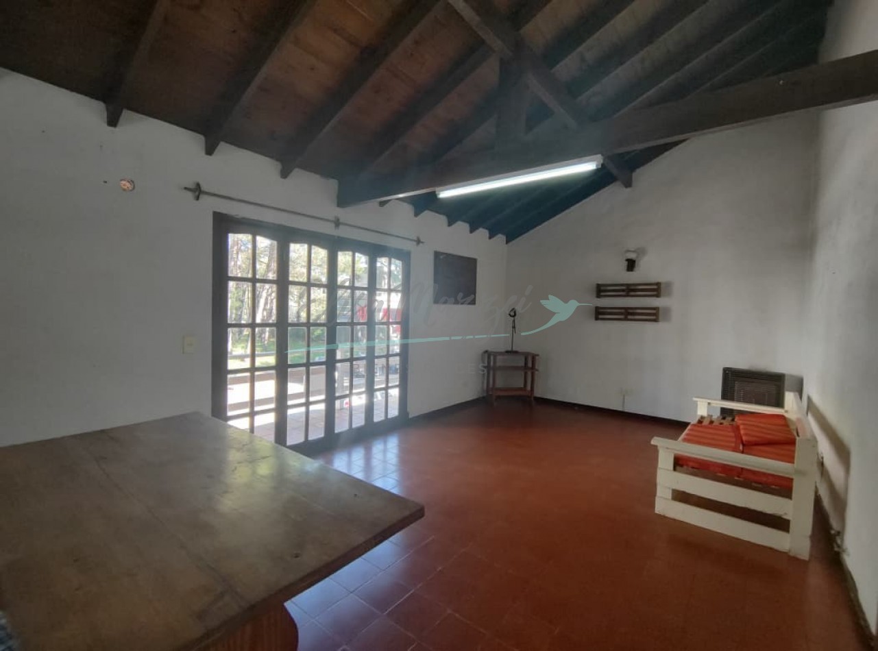 DEPARTAMENTO TRES AMBIENTES EN ALQUILER ANUAL - PINAMAR CENTRO
