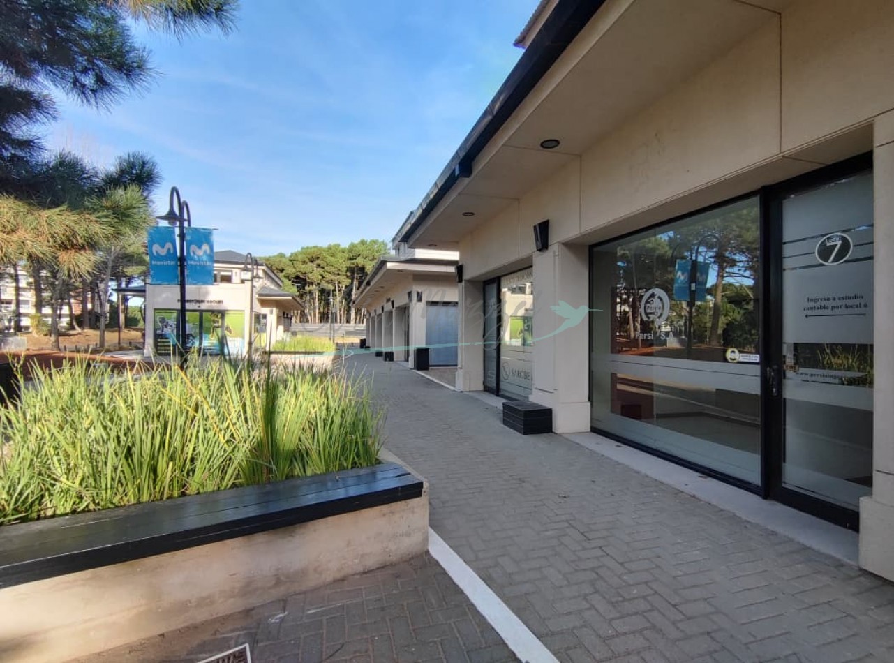 LOCAL EN ALQUILER - PINAMAR