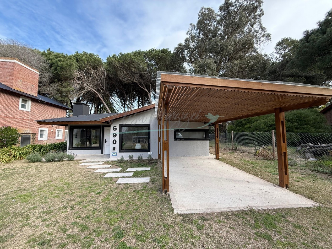 CASA A ESTRENAR EN VENTA - PINAMAR
