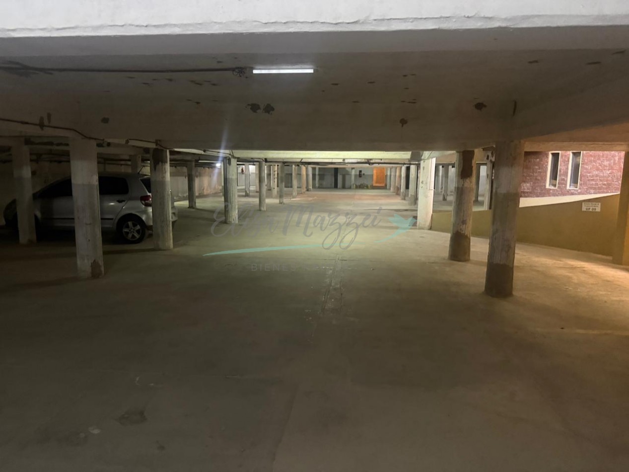 COCHERA EB VENTA - PINAMAR