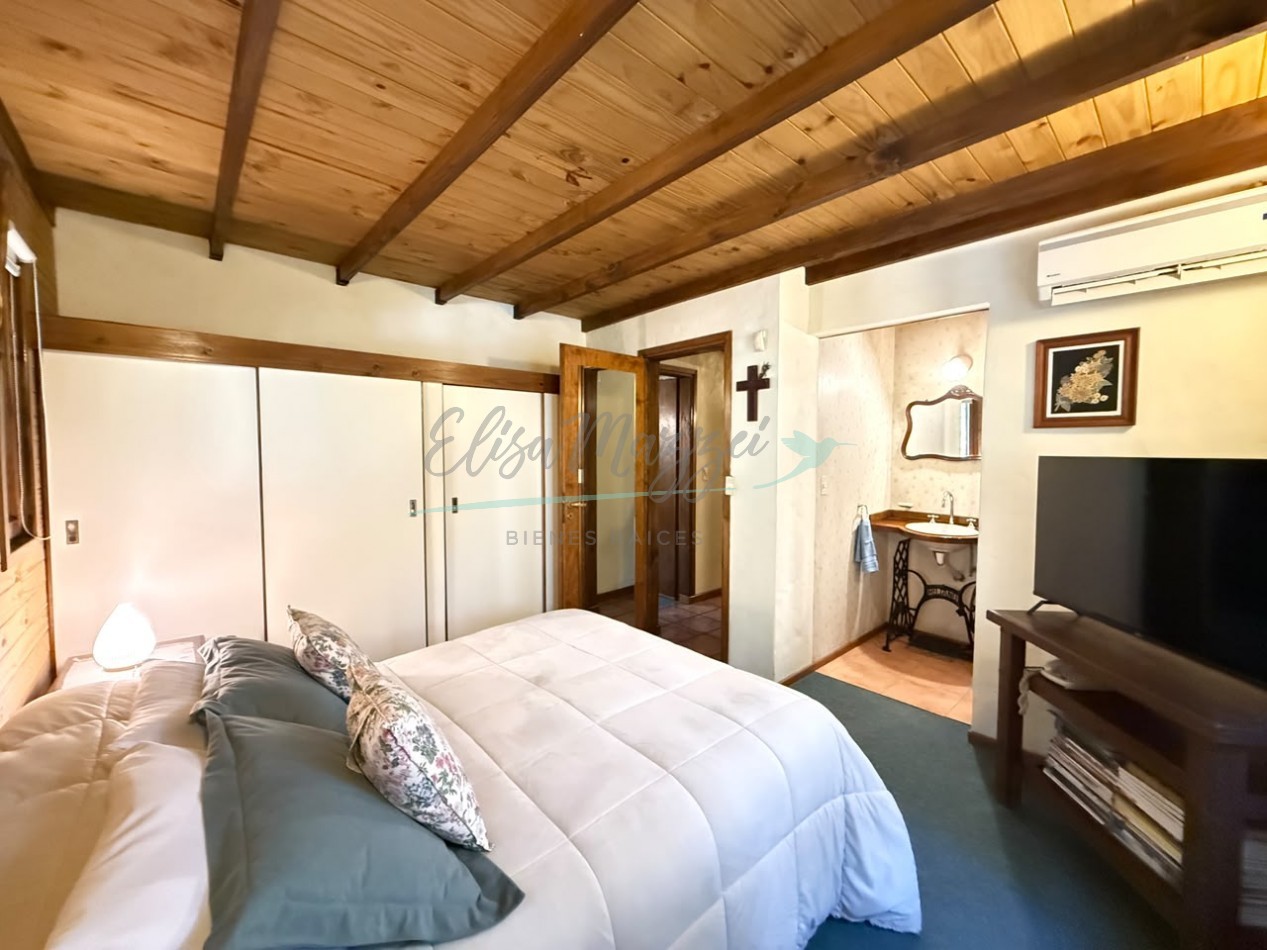 CASA EN VENTA - MAR DE LAS PAMPAS