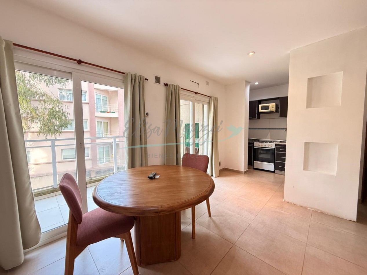 DEPARTAMENTO MONOAMBIENTE EN ALQUILER ANUAL - PINAMAR CENTRO