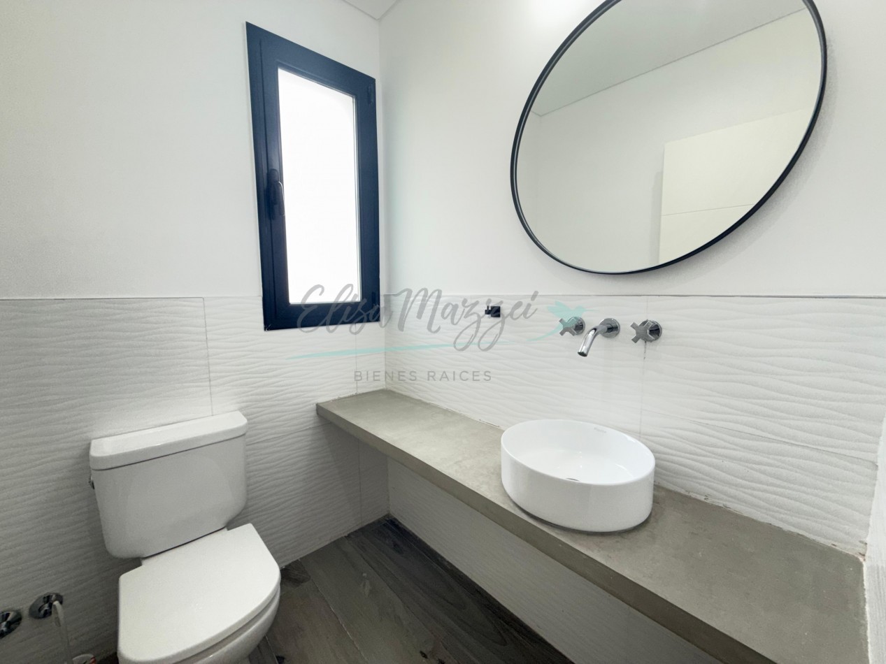 CASA EN VENTA - BARRIO LA VICTORIA - MADARIAGA