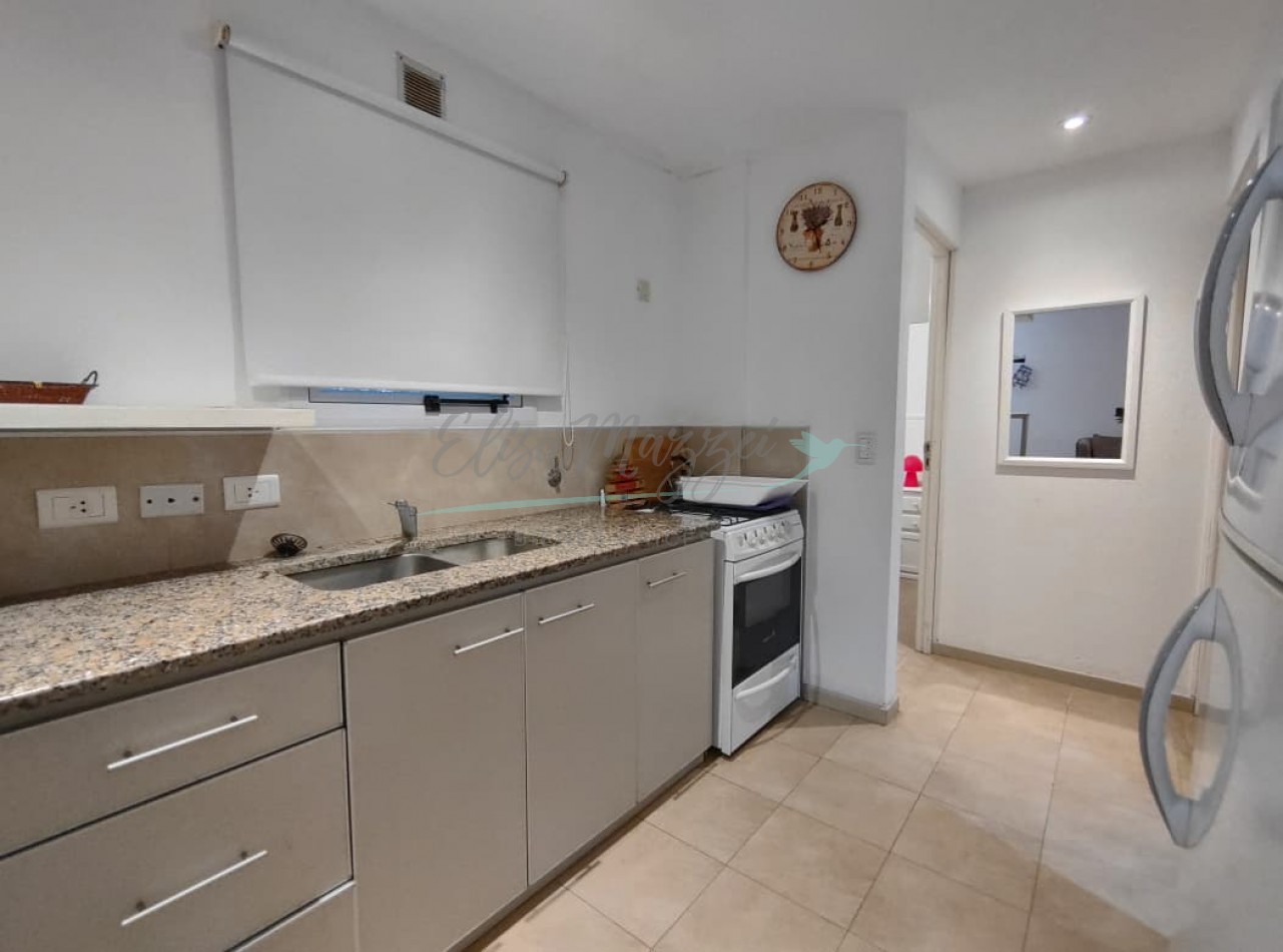 DEPARTAMENTO TRES AMBIENTES A METROS DEL MAR - EN VENTA - PINAMAR