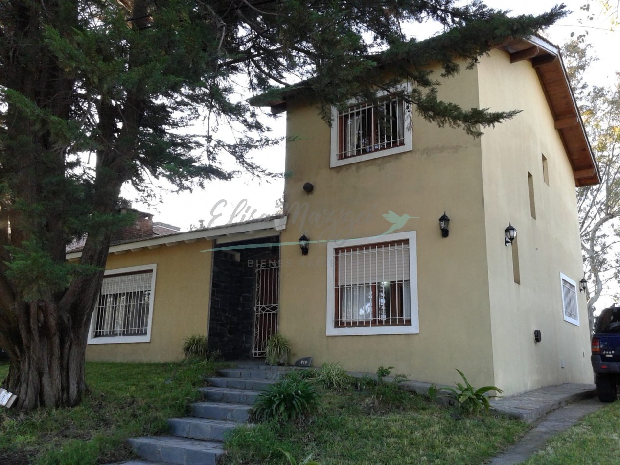 CASA EN VENTA - OSTENDE - PINAMAR 