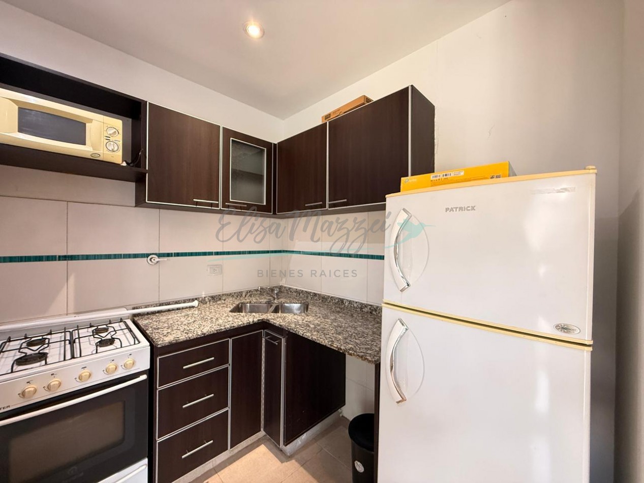 DEPARTAMENTO MONOAMBIENTE EN ALQUILER ANUAL - PINAMAR CENTRO
