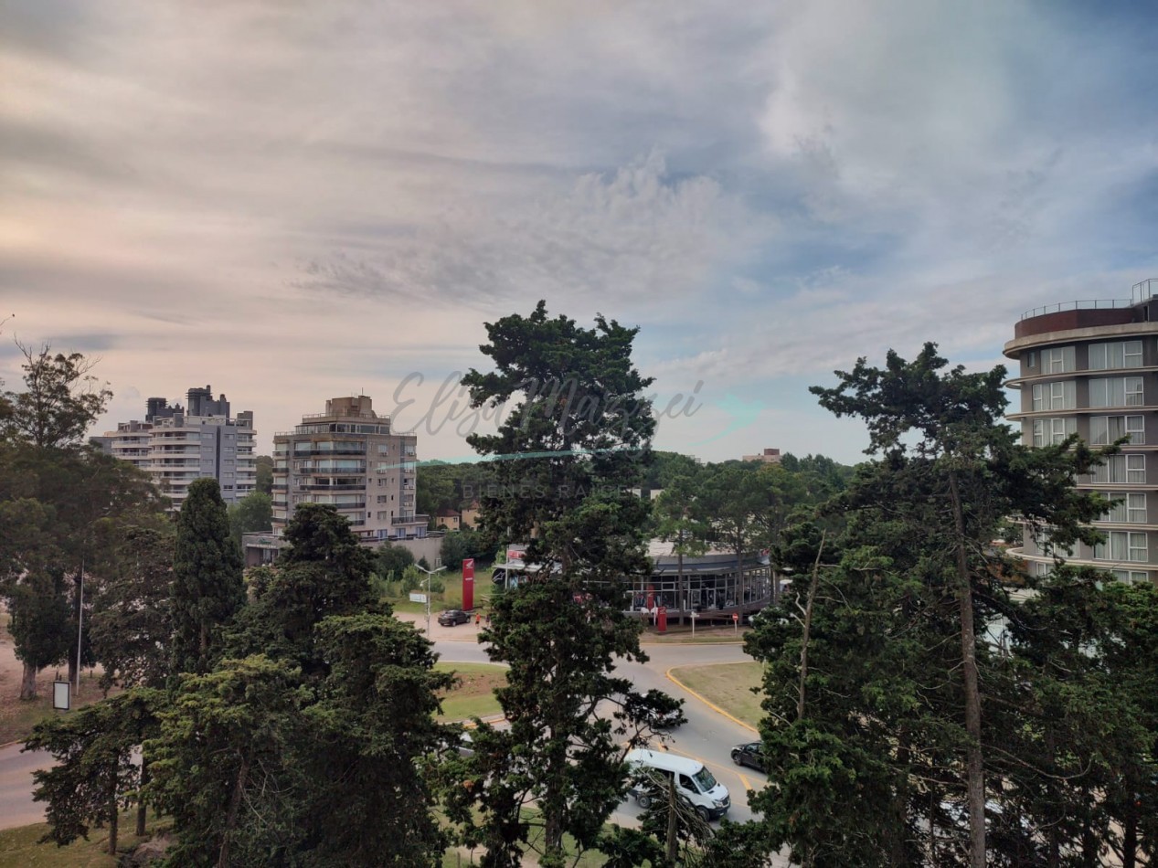 DEPARTAMENTO EN ALQUILER ANUAL - PINAMAR