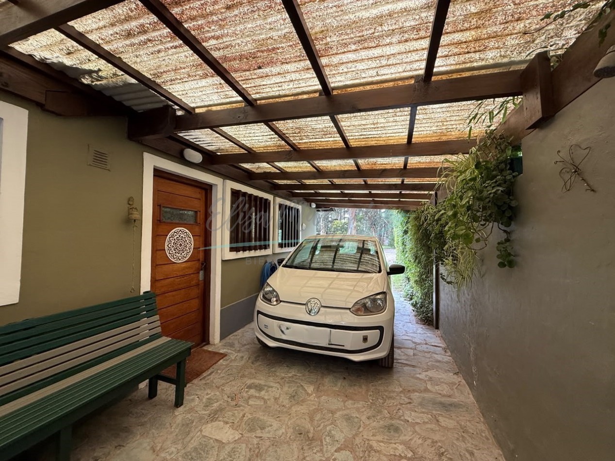 CASA EN VENTA - MAR DE LAS PAMPAS