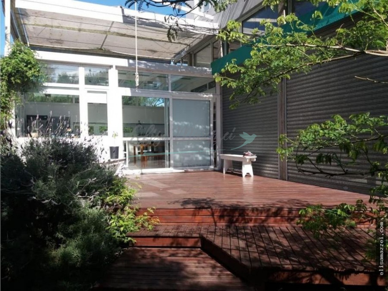 CASA EN VENTA - MAR DE LAS PAMPAS - FACILIDADES DE PAGO