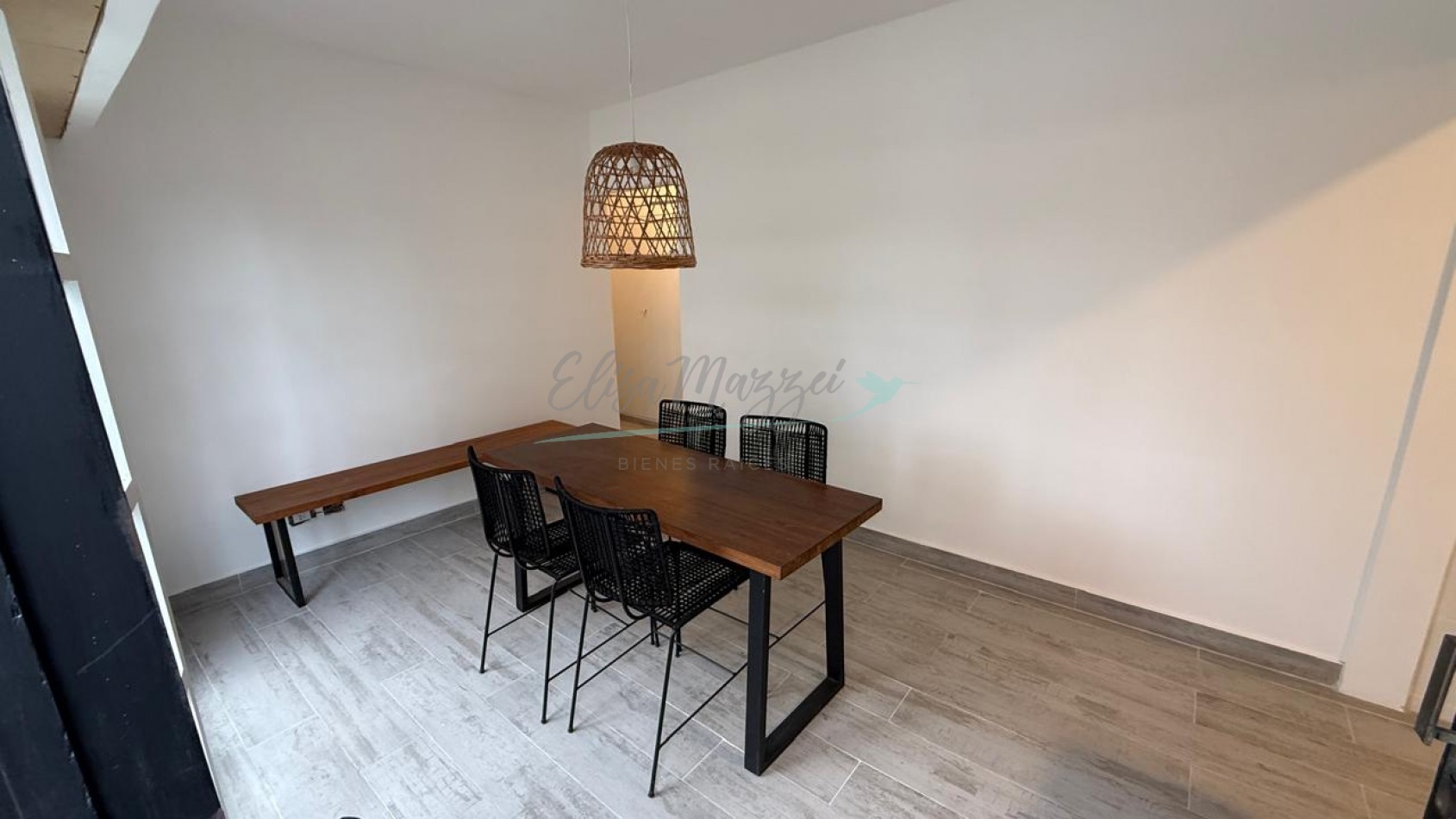 DEPARTAMENTO DOS AMBIENTES EN VENTA - A METROS DEL MAR - PINAMAR