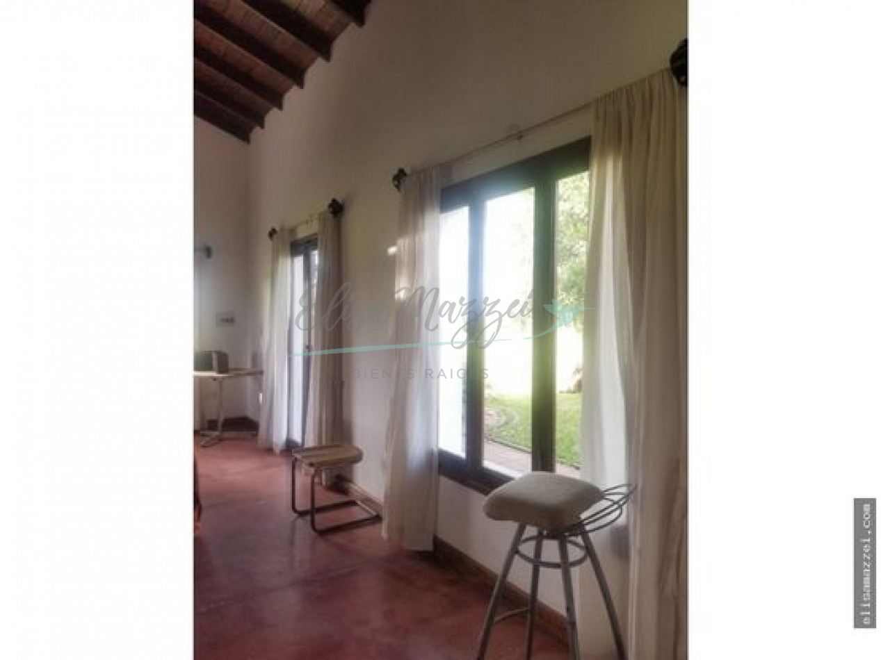 CASA EN VENTA - PINAMAR