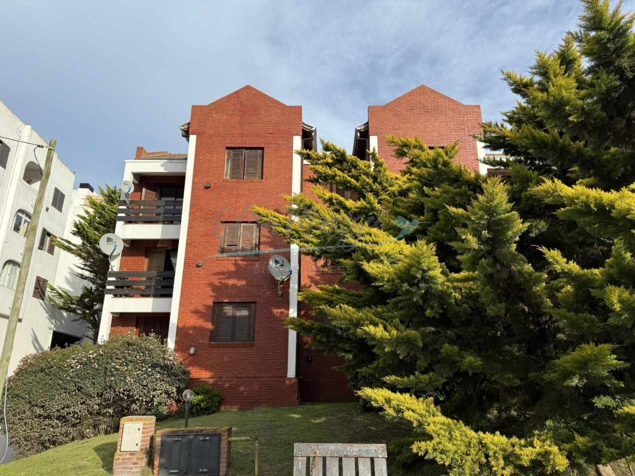 DEPARTAMENTO DOS AMBIENTES EN ALQUILER ANUAL - PINAMAR 