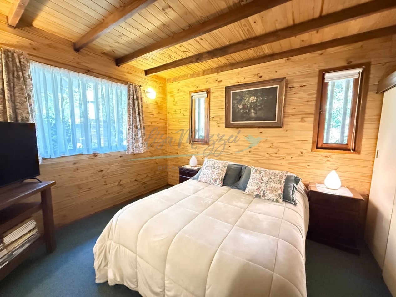 CASA EN VENTA - MAR DE LAS PAMPAS