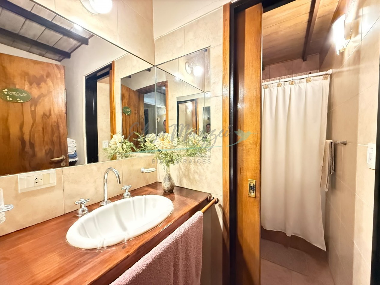 CASA EN VENTA - MAR DE LAS PAMPAS
