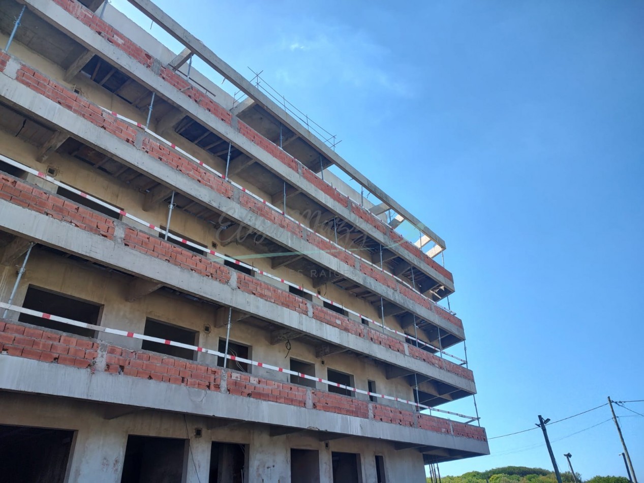 DEPARTAMENTO EN VENTA FRENTE AL MAR - MAR DE OSTENDE - PINAMAR