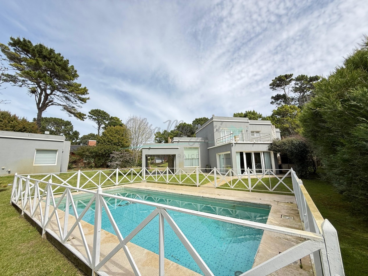 CASA EN ALQUILER - VERANO 2026 - PINAMAR