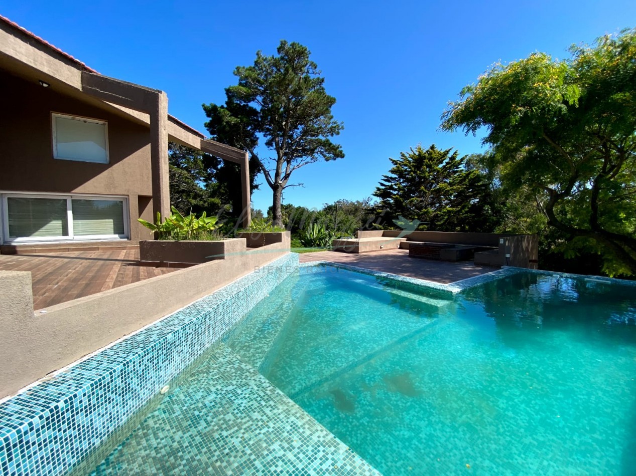 CASA EN ALQUILER - PINAMAR VERANO 2026 - CERCA DEL MAR